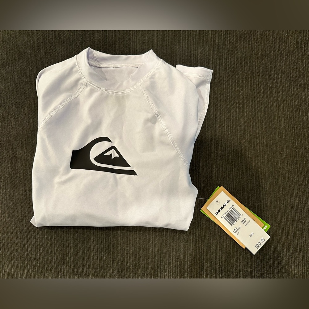 NWT Quicksilver swim top